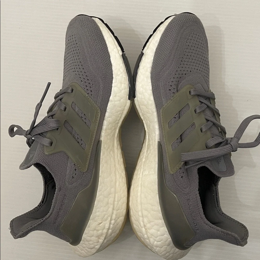 ADIDAS ULTRABOOST 22 RUNNING SNEAKERS MENS SIZE 6